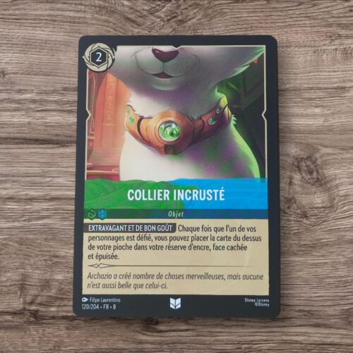 Collier incrusté